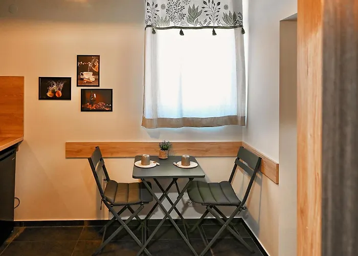 Your Place - твоето място - Tvoeto Myasto Veliko Tarnovo