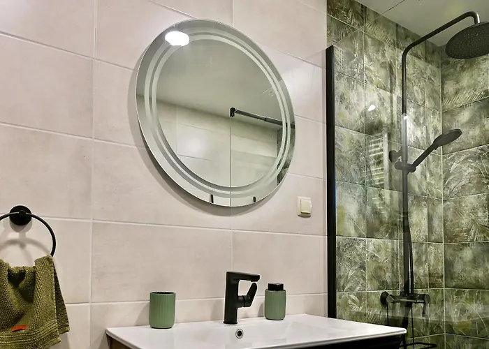 Your Place - твоето място - Tvoeto Myasto *