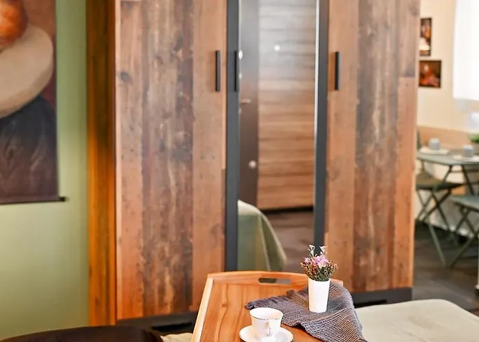 Your Place - твоето място - Tvoeto Myasto * Veliko Tarnovo